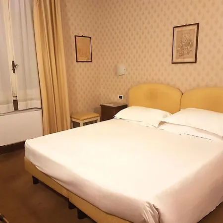Phi カナグランデ ホテル 4*