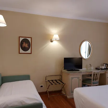 Phi Canalgrande Hotel 4*