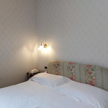 Phi Canalgrande Hotel 4*