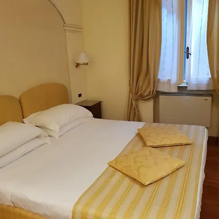 Phi Canalgrande Hotel