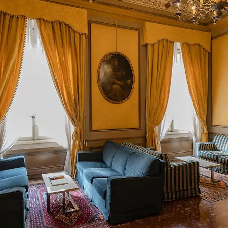 Hotel Phi Canalgrande Modène