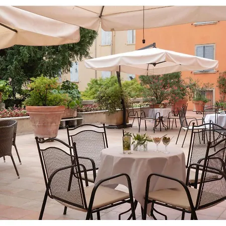 Phi Canalgrande Модена