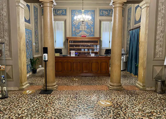 Phi Canalgrande Модена