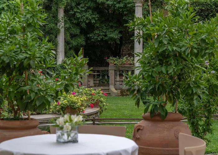 Phi Canalgrande 4* Modena