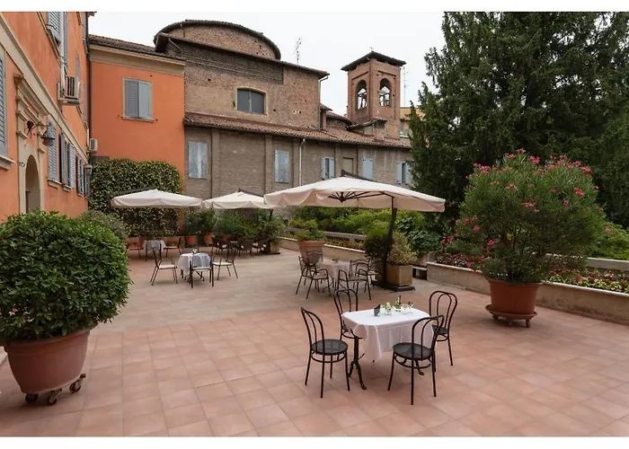 Phi Canalgrande Hotel 4*